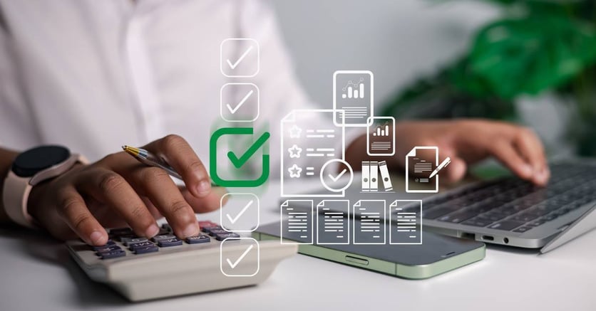 A male employee uses an online tool to manage his Microsoft environment